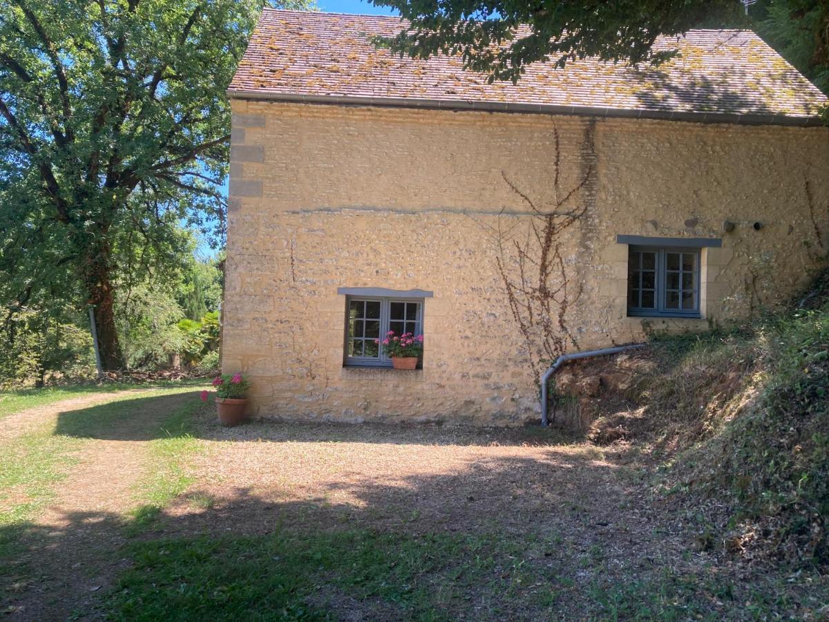 Villa Logis des 4 fées à Sainte-Nathalène Extérieur photo