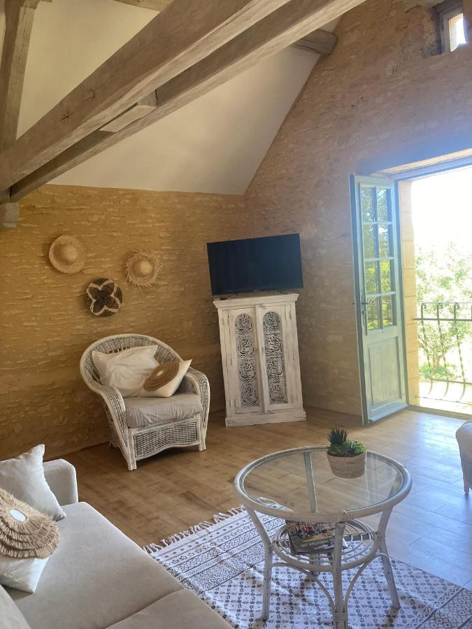 Villa Logis des 4 fées à Sainte-Nathalène Extérieur photo